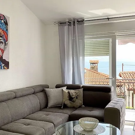 Apartment Luxury With Swimming Pool Lovran