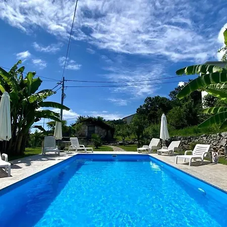 Luxury With Swimming Pool Apartment *